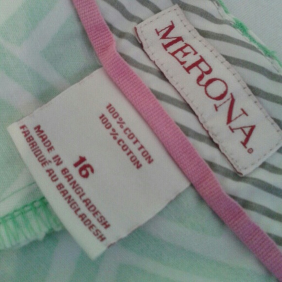 *SOLD IN BUNDLE* Merona short - Picture 2 of 2