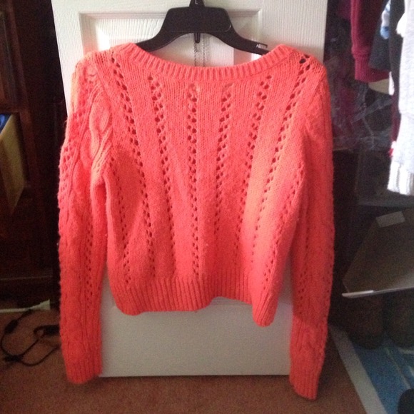 Hollister orange cropped sweater - Picture 2 of 4