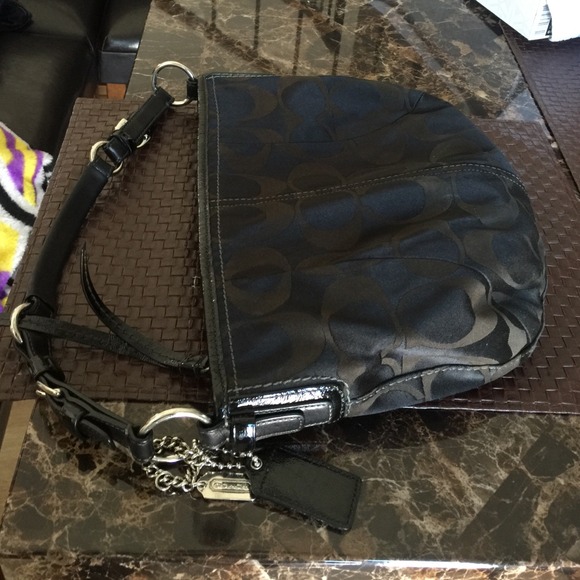 Coach soho signature hobo bag #12675 PRICE DROP - Picture 3 of 4