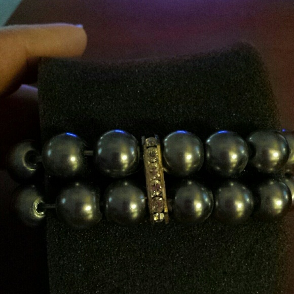 Used double stranded stretch bracelet