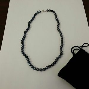 Black cultured pearl necklace -18" length