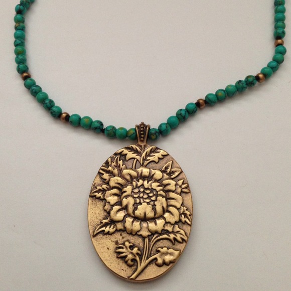 Lucky brand necklace