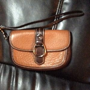 Dooney and Bourke leather wristlet