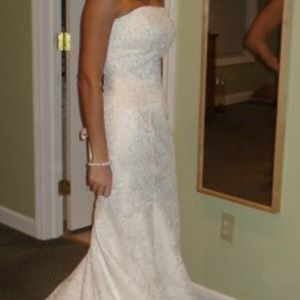 Wedding dress
