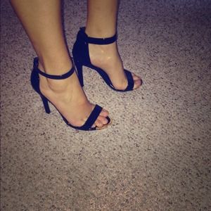 Sexy heels great condition!!