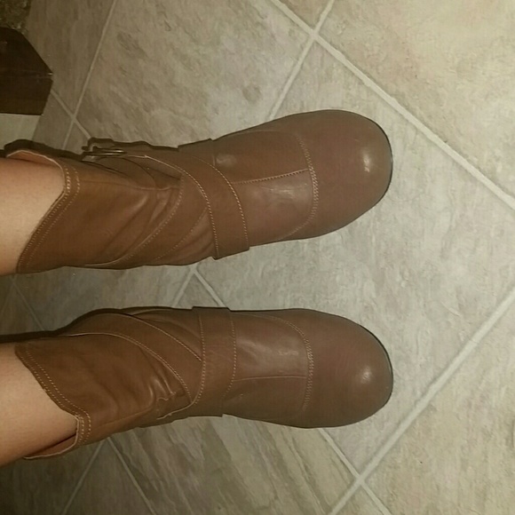 Booties - Picture 3 of 4