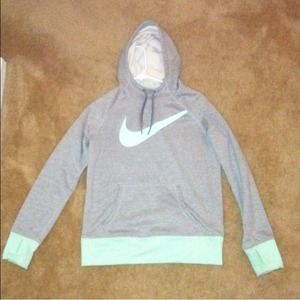 Nike all-theme therma-fit fleece hoodie