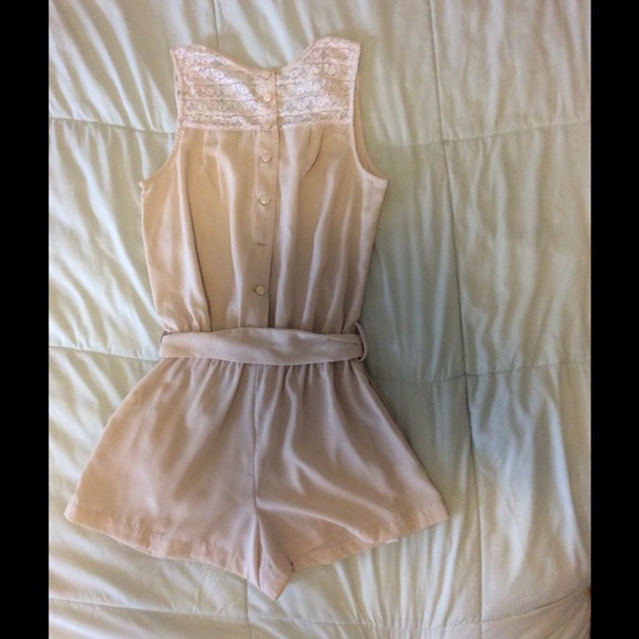 Forever 21 Romper - Picture 3 of 4