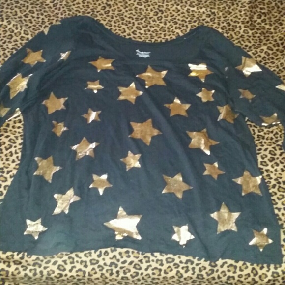 Black shirt with stars