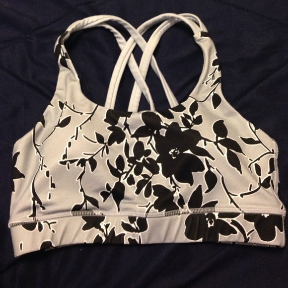 GapFit sports bra!