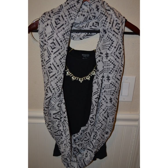 Charlotte Russe Accessories - Aztec print infinity scarf 🌀✨