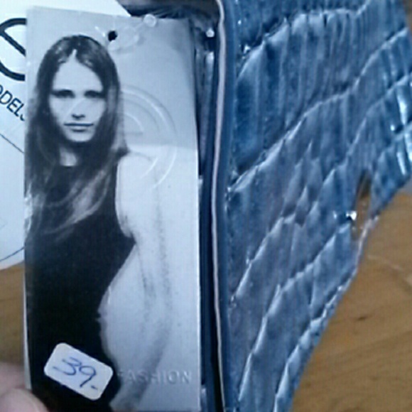 Blue scale print Elite Models Fashion bag - Picture 3 of 4