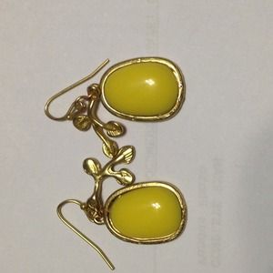 💛Yellow drop earrings with leaves💛