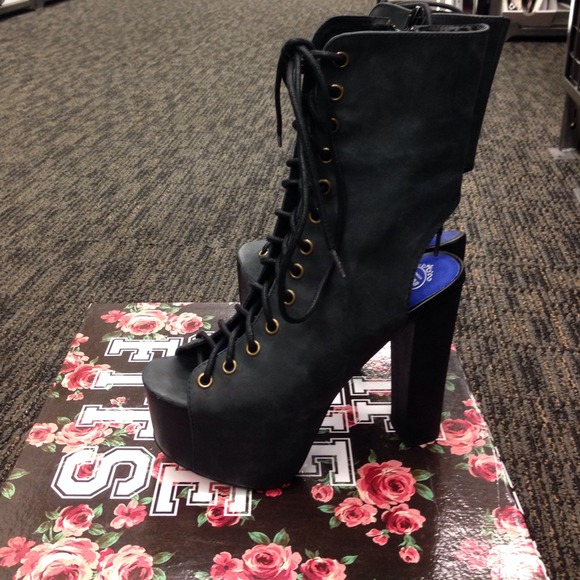 RARE JEFFREY CAMPBELL Liana in "black washed" - Picture 4 of 4