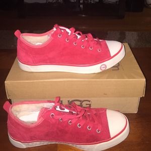 New uggs sneakers!!