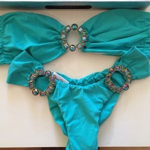 Beach Bunny blue scrunch butt crystal bikini sexy!