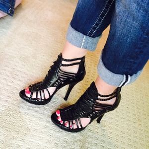 Jessica Simpson heels