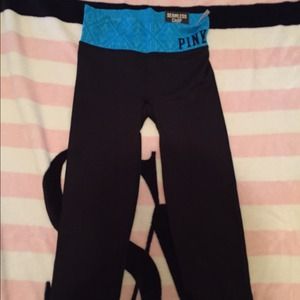 Vs pink seamless crop yogas! Nwt!