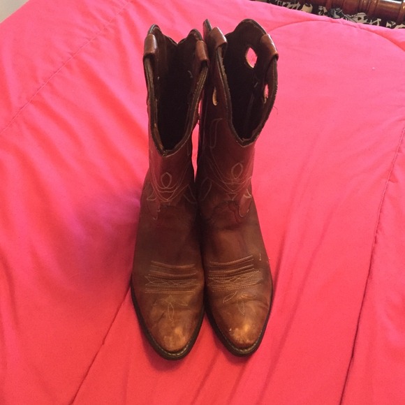 🐎 Cowboy Boots 👢