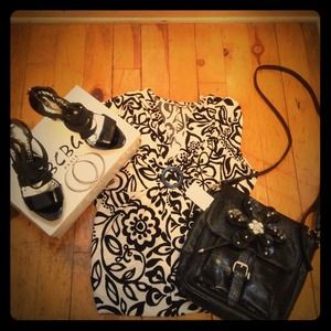 Black Flower embellished Messenger Purse