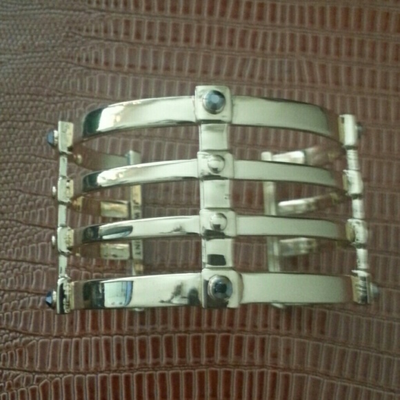 Caged Bangle - Picture 2 of 3