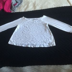 Shirt with lace in the front