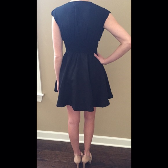 Black and Gold Dress - Picture 4 of 4