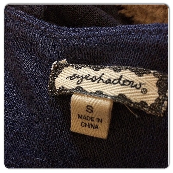 💥Sold Locally💥 Long, Open "Shirt" - Picture 2 of 2