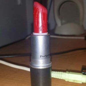 Mac riri woo lipstick