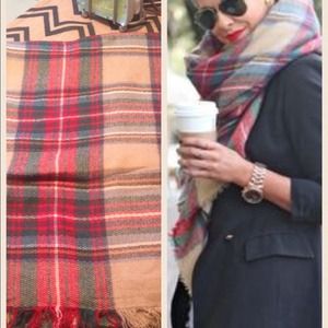 Blanket plaid scarf- similar to zara $30 FIRM