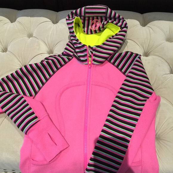 Fruit Striped Lululemon Scuba Jacket Size 6!!