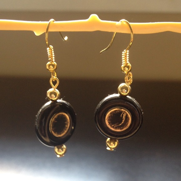 Black and gold beaded earrings handmade