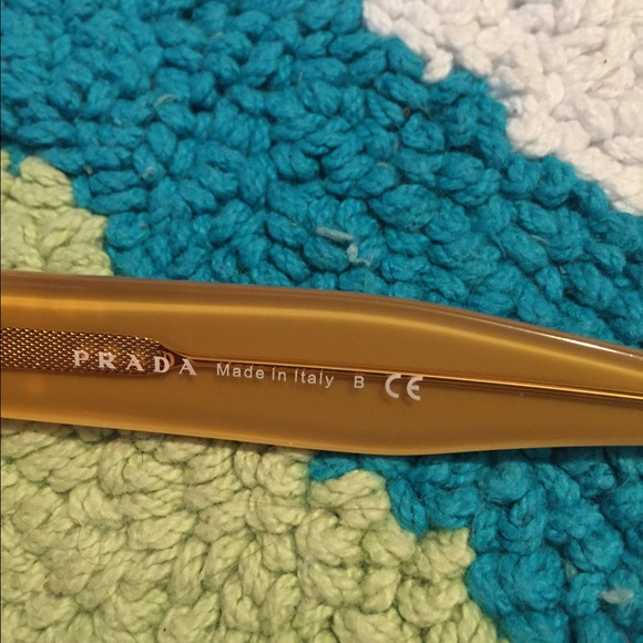 Prada Sunglasses "authentic" - Picture 3 of 3