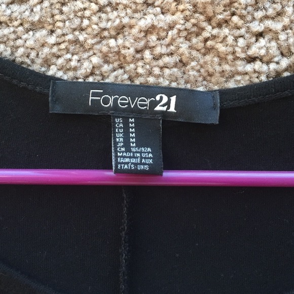 Black tee - Picture 2 of 2