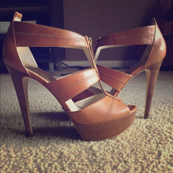 Michael Kors Shoes - ❌sold ❌Never worn MICHAEL KORS heels!
