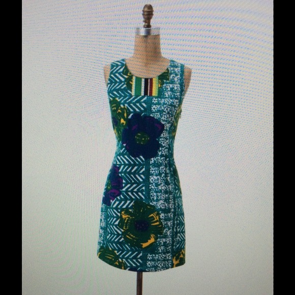 Anthropologie Graphic Hibiscus Floral Shift Dress