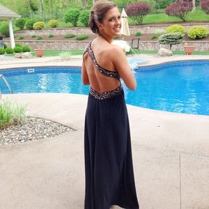 Black prom dress