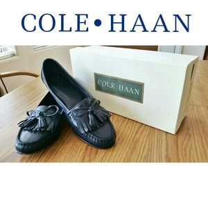 NAVY COLE HAAN Loafers **Like New**