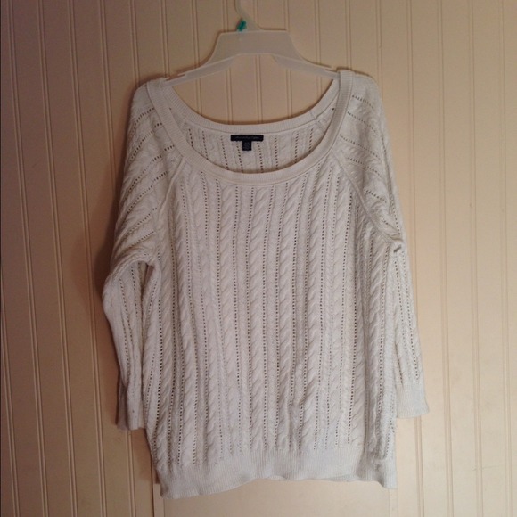 American Eagle Sweater