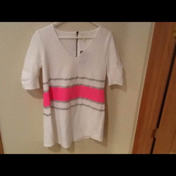 Anthropologie Texture Print Tunic Top. NWT.