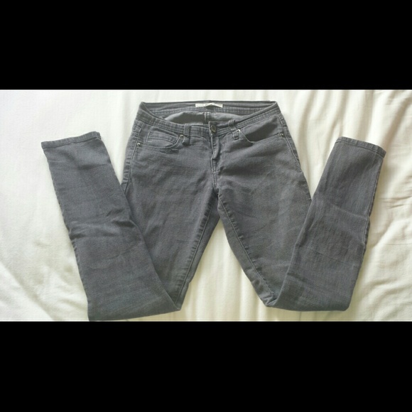 ❌SOLD🚫💛Gray Jeans💛