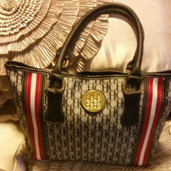 Carrlina herrea handbag..SOLD ON ANOTHER SITE