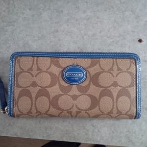Authentic Coach Zippered Wallet