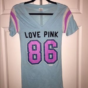 💗Bundle💗VS Pink V-neck Tees