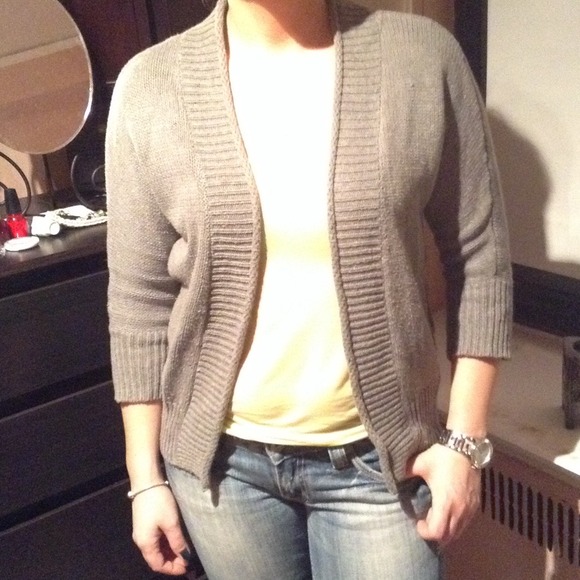 ‼️SOLD‼️EXPRESS Sweater - Picture 4 of 4