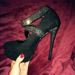 Black and silver pumps!