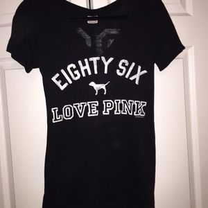 VS Pink V-neck Graphic Tee