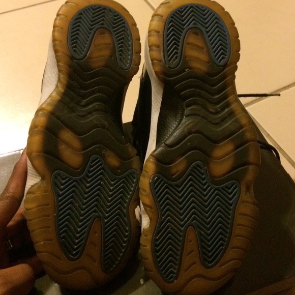 Space jam 11's - Picture 3 of 4