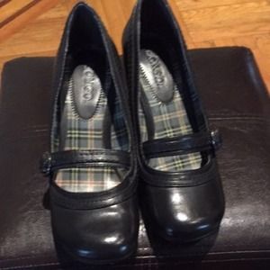 Bongo black leather Mary Jane wedges