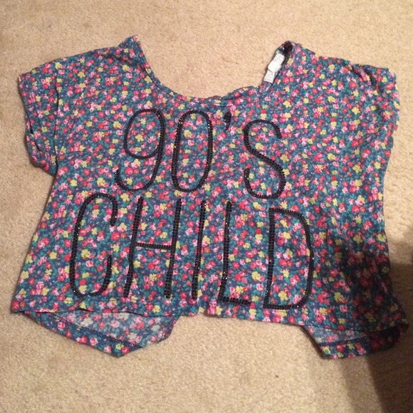 Forever 21 crop top "90s child"